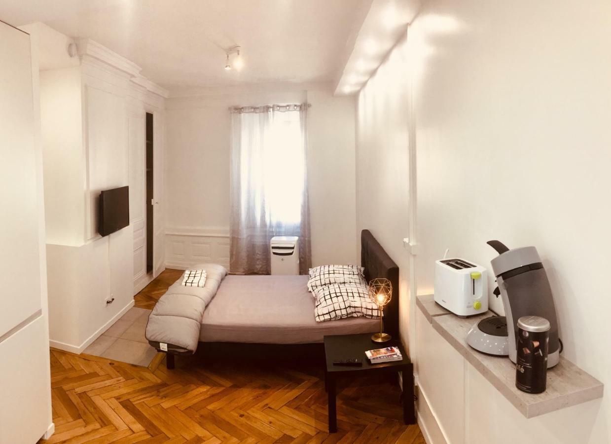 G: En Plein Centre De Lyon, Visite A Pied Apartment Luaran gambar