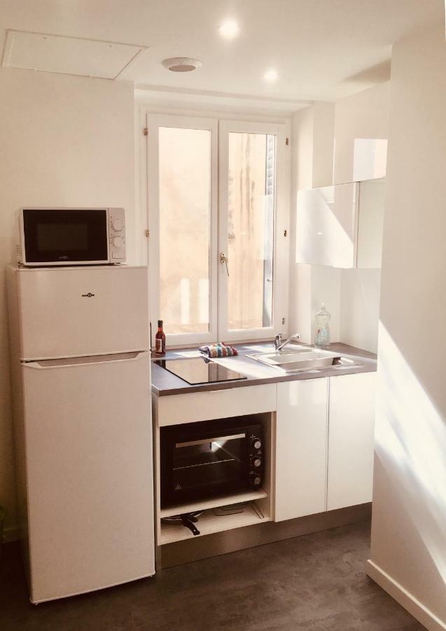 G: En Plein Centre De Lyon, Visite A Pied Apartment Luaran gambar